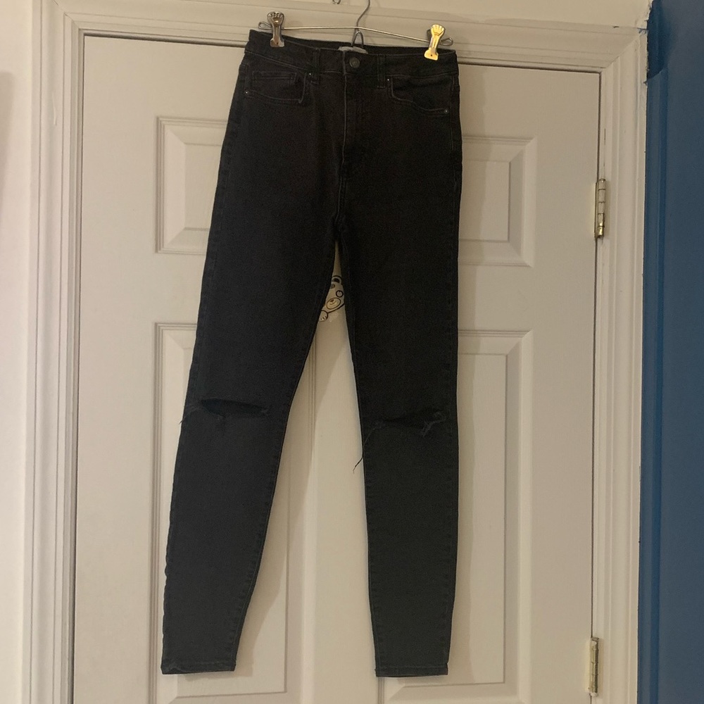 Bundle of 3 High-Rise Skinny Jeans.